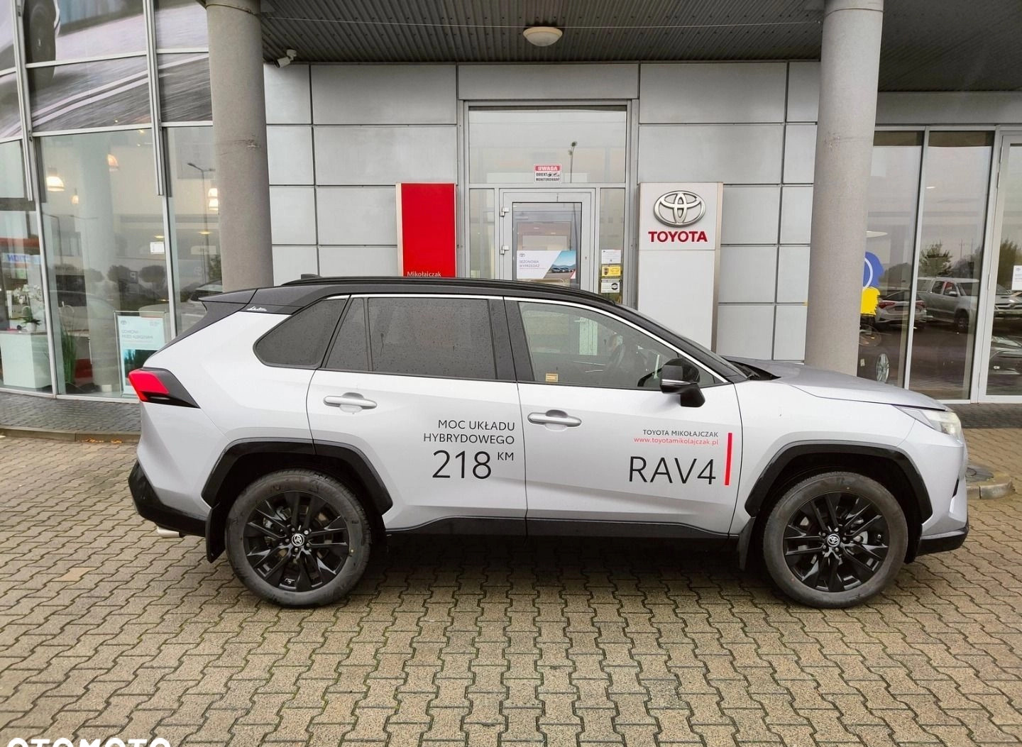 Toyota RAV4 cena 179900 przebieg: 21309, rok produkcji 2022 z Krzywiń małe 277